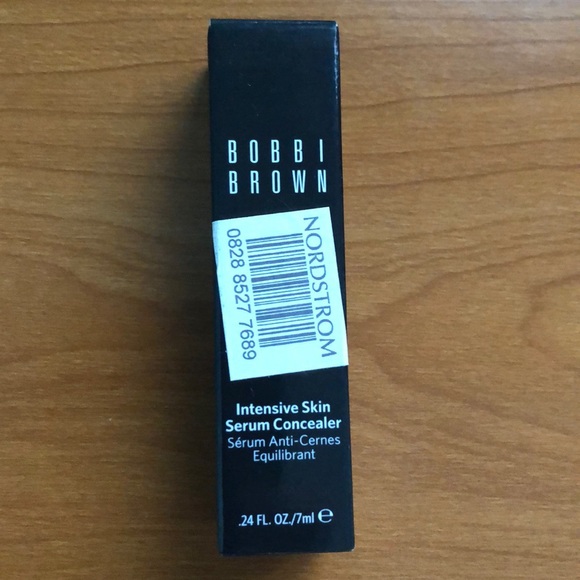 Bobbi Brown Other - Bobbi Brown Intensive Skin Serum Concealer